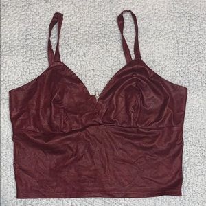 FAUX LEATHER CROPPED CAMI